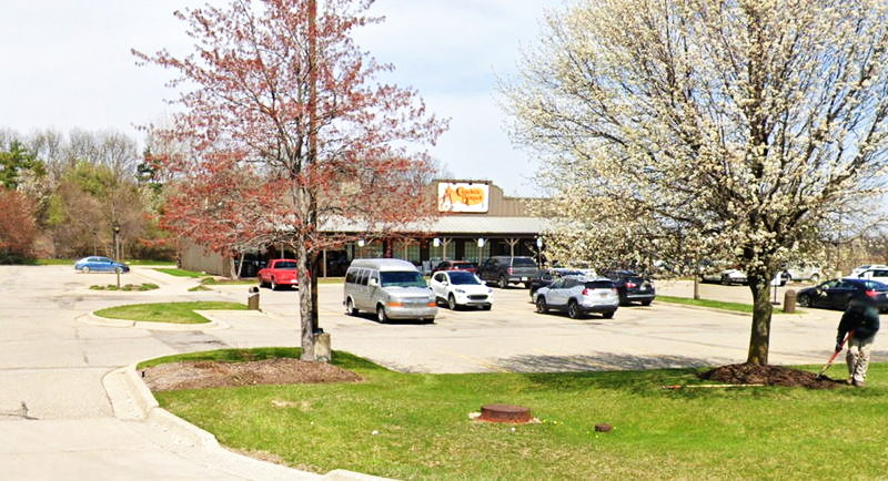 Cracker Barrel - Brighton - 7925 Conference Center Drive (newer photo)